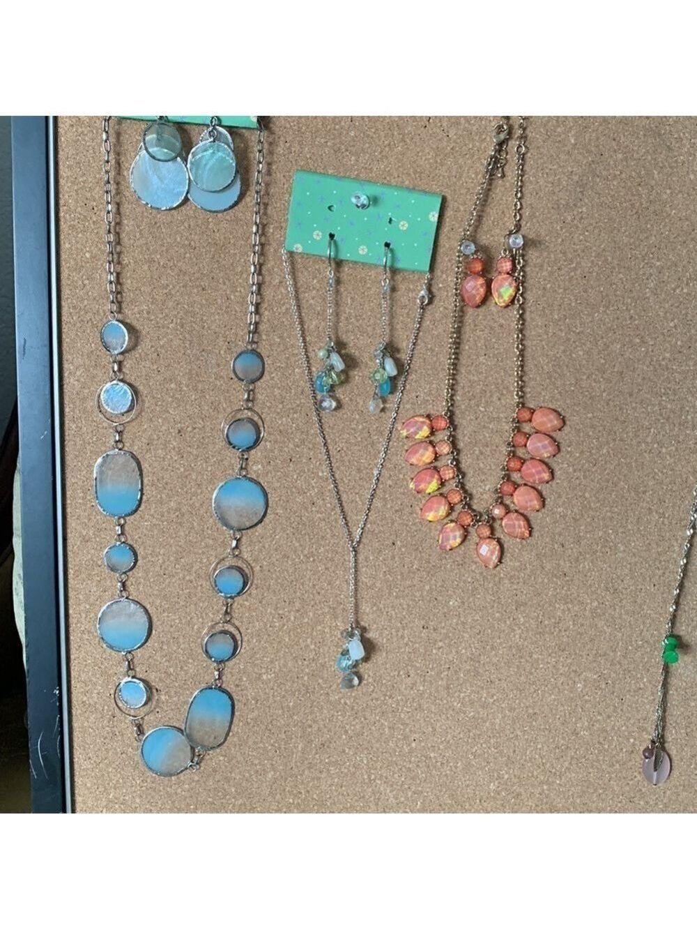 ⭐️ Matching Earring/Necklace sets - Picture 6 of 6